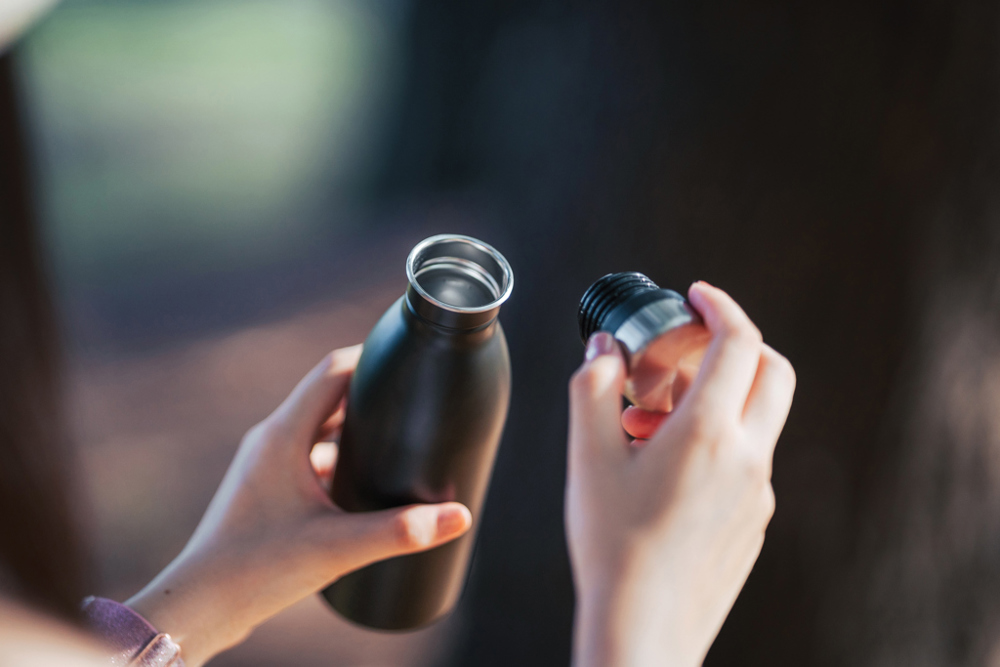 Deluxe Wasserflasche aus RCS recyceltem Stainless-Steel